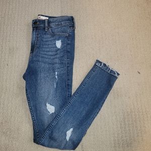 Hollister womans jeans size 3
